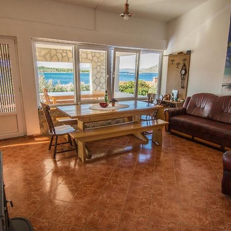 House Marko تكون المظهر الخارجي الصورة